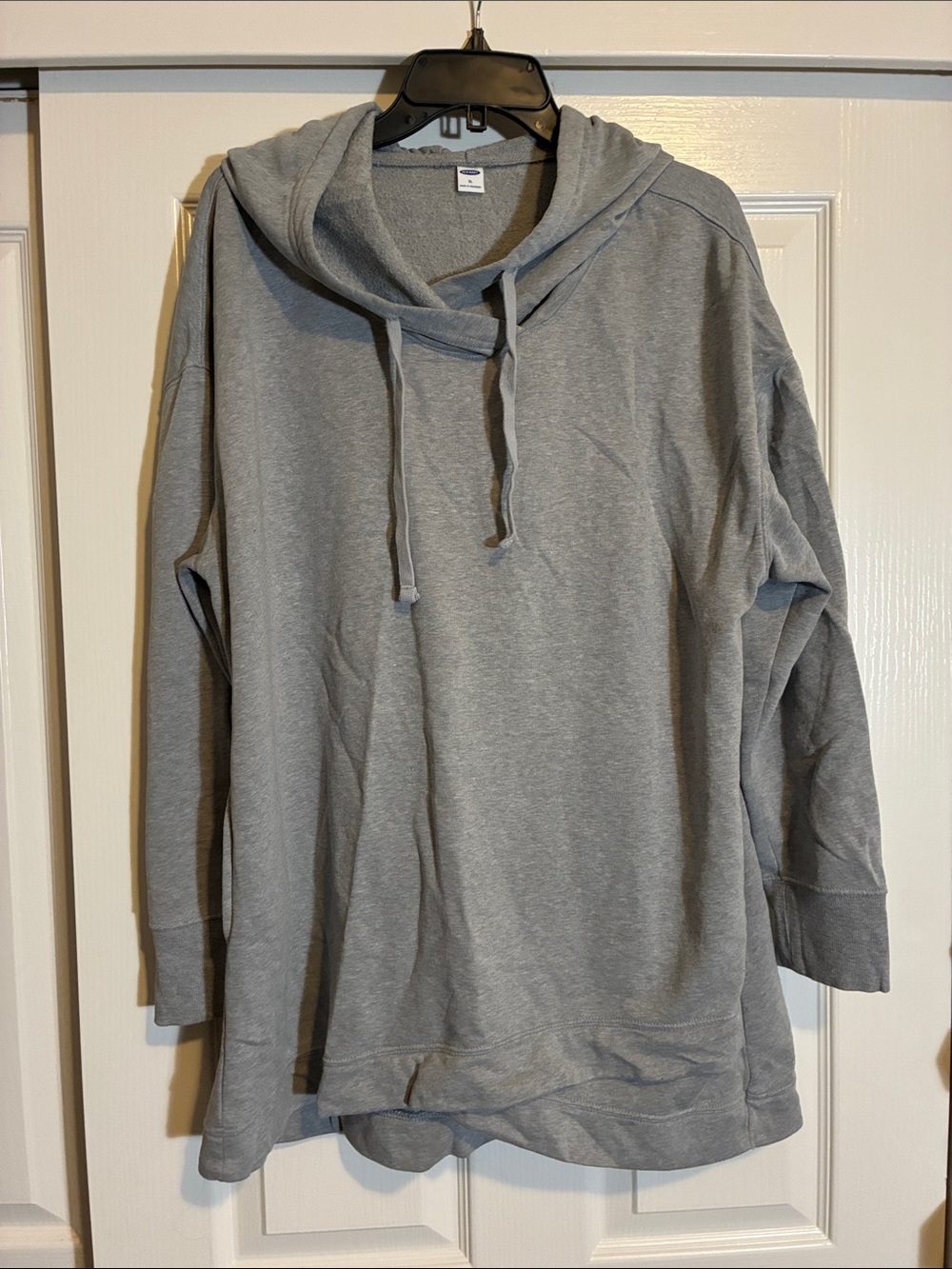 Old Navy women’s Light Heather Gray Crewneck Hoodie Sweater with pockets